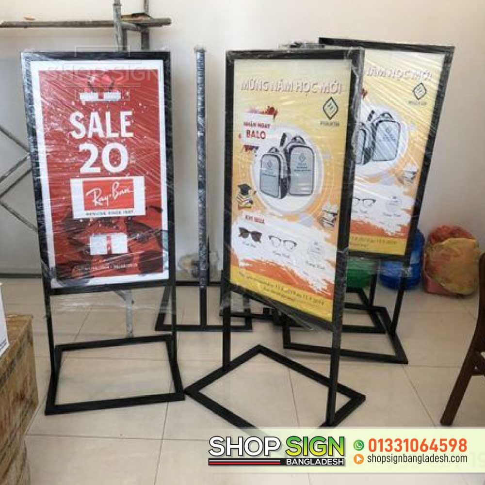 Custom Standing Banners: Print & Design